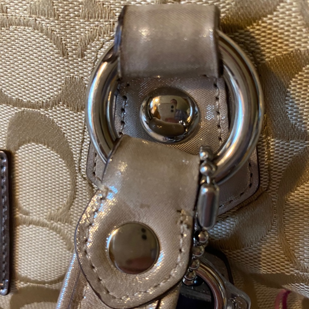 Coach Poppy Tote (USED) - Picture 11 of 15